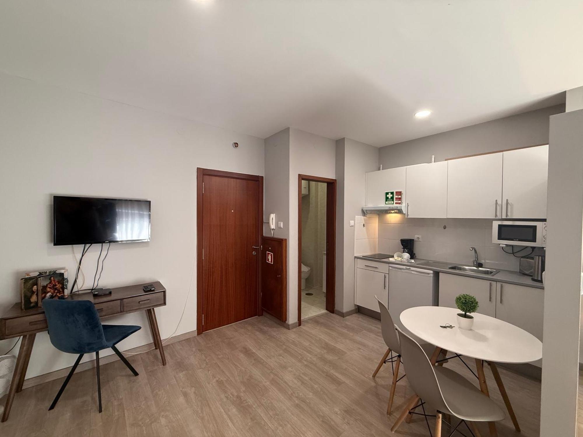 Ml Apartments Almada Panoramic Balcony Porto Exterior photo